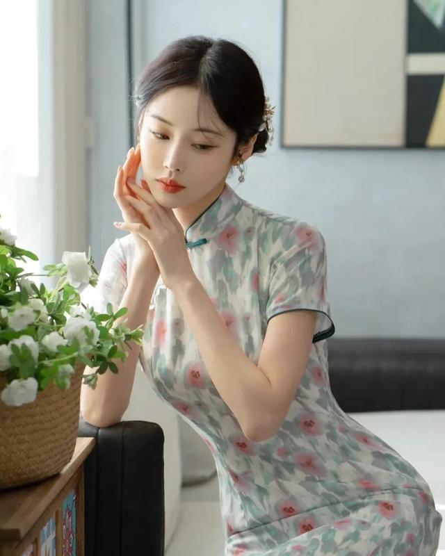 人世间|人世间有百媚千红,唯旗袍是女人情之所钟