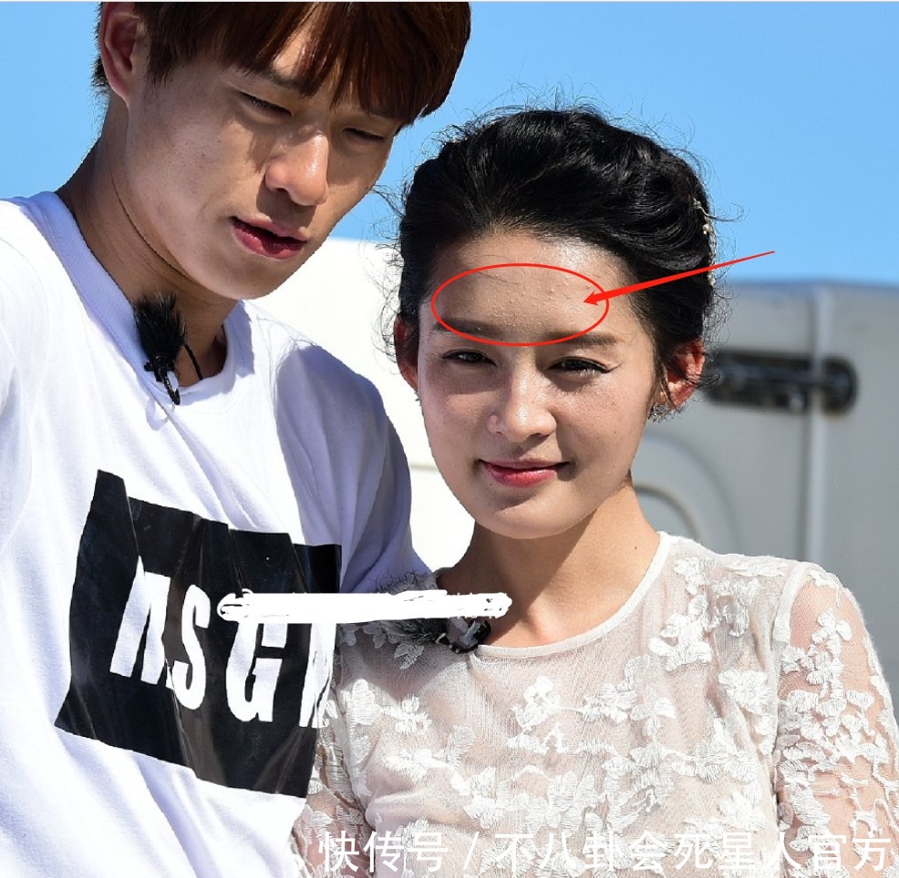 皮肤|斑点皱纹、妆浓浮粉、含胸驼背,看完女星生图,再也不容貌焦虑了