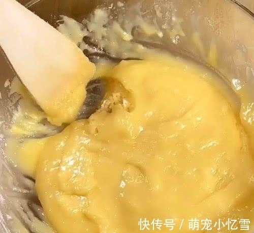 我家做蛋糕从不用烤箱,不用打发蛋白霜,超级简单,人人在家都能做!