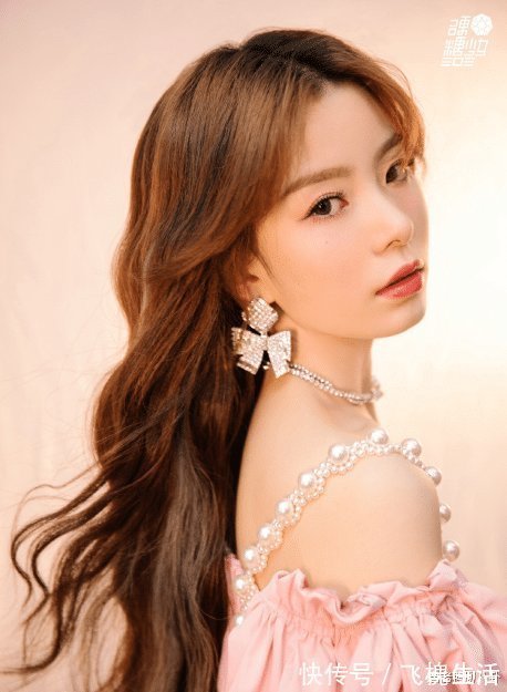 意難平！團(tuán)資第二資源卻最少，鄭乃馨5個(gè)月行程沒張藝凡一個(gè)月多