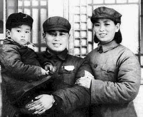 军官|冈村宁次抽调120名军官,组成战地观战团,一夜之间,观战团神秘失踪