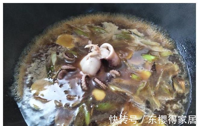 八爪鱼|孩子拿来玩的八爪鱼，我炒来吃了，红烧的很香