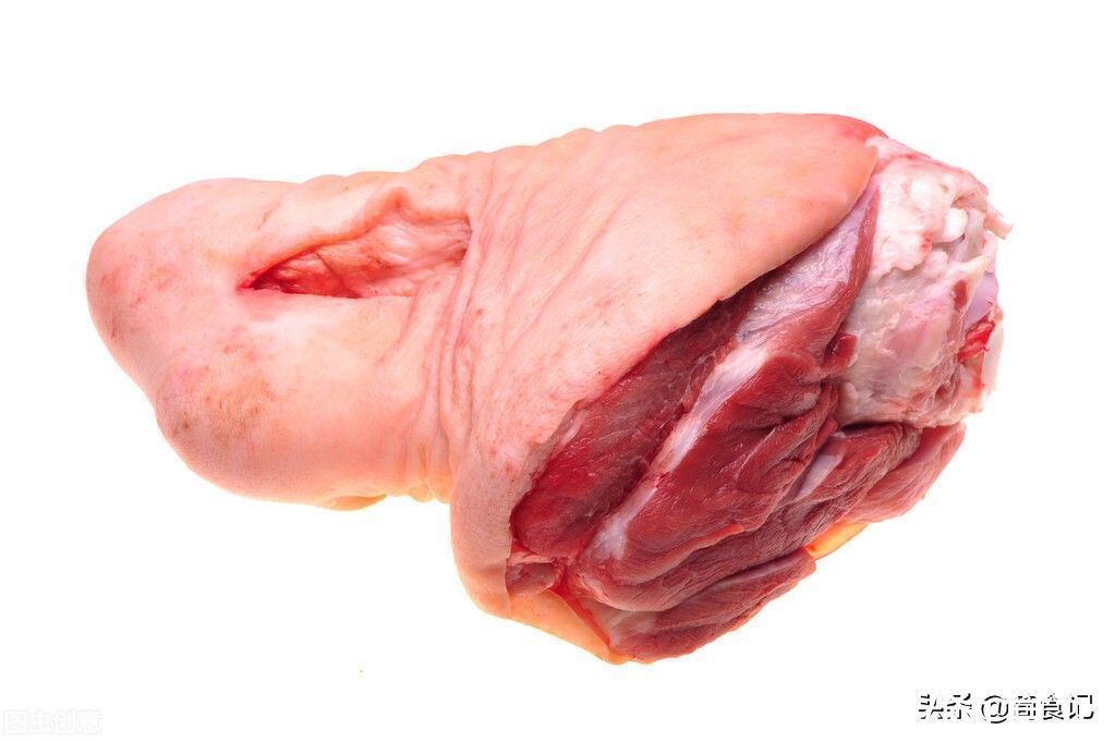 买猪肘,要“前肘”还是“后肘”?买错了肉少骨头多,一点不划算