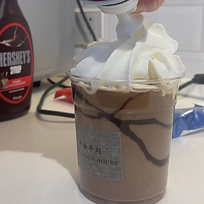 1分钟搞定超浓可可拿铁