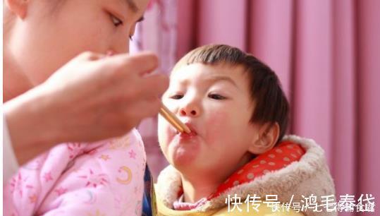 草莓舌|婆婆带两娃6年,没进过医院,只因不吃2饭,多做2事,孩子脾胃好