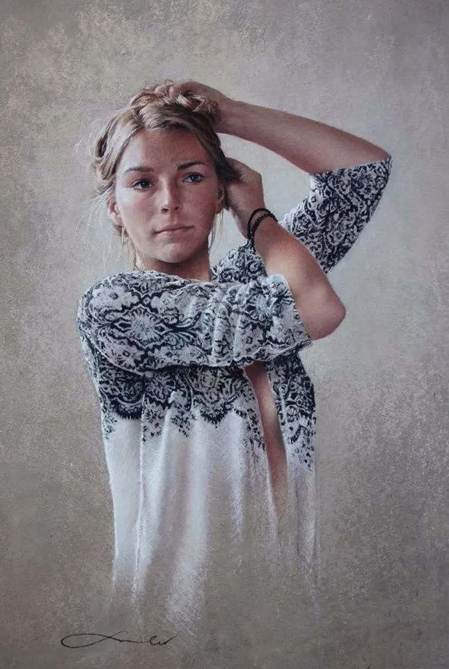 美术学院|她是大师,她的色粉画作美得令人浮想联翩!