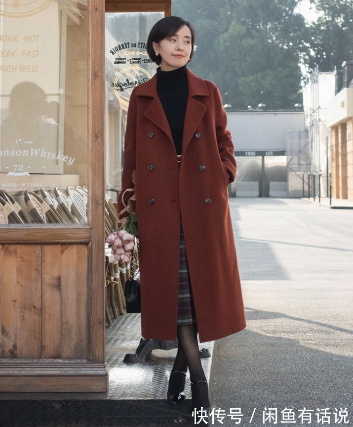 小姐姐 这才是中年女人该有的冬季穿搭,优雅从容不扮嫩,直接照穿就好美