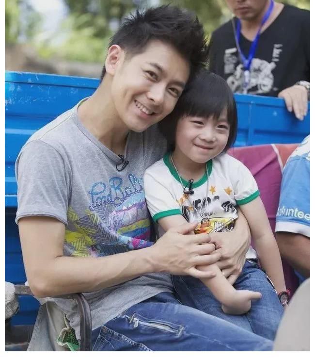 《爸爸去哪儿》导演谈国产综艺“抄袭”：已经顶上了抄袭的原罪