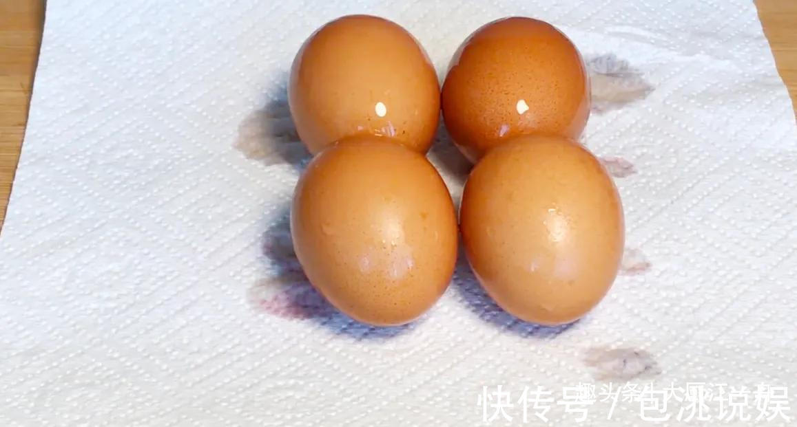 鸡蛋|把白酒倒入鸡蛋里,没想到这么好吃,很多人不知道,看完涨知识了