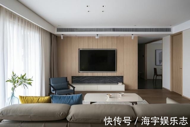 原木色|大户型的现代实木风格装修，让生活回归平淡，享受平凡生活