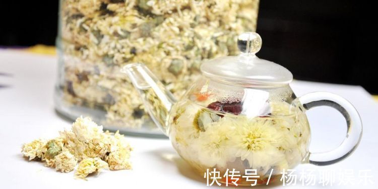 养肝明目|眼睛不好,3种药材煮水5分钟,养肝明目,80岁眼睛都不会花