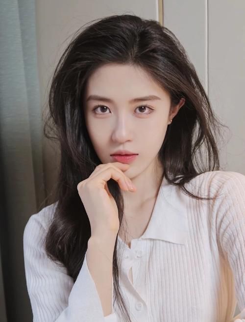 掌握好这几个美白小技巧，摆脱“蜡黄脸”，增白几个度不是梦！