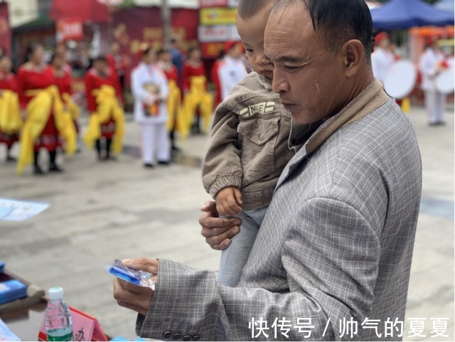 网信办|高县2021年国家网络安全宣传周线下宣传活动在庆符镇举行