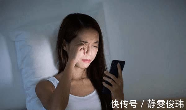 改善睡眠|中国约有3亿人失眠?晚餐5种食物是“祸根”,饭桌上常有!