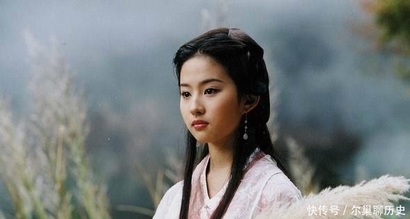 王语嫣和小龙女都是女神级别的!二人到底谁更加清新脱俗?