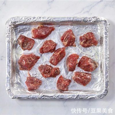 减脂也要吃肉肉（五）|烤牛肉时蔬沙拉 | 强身健体