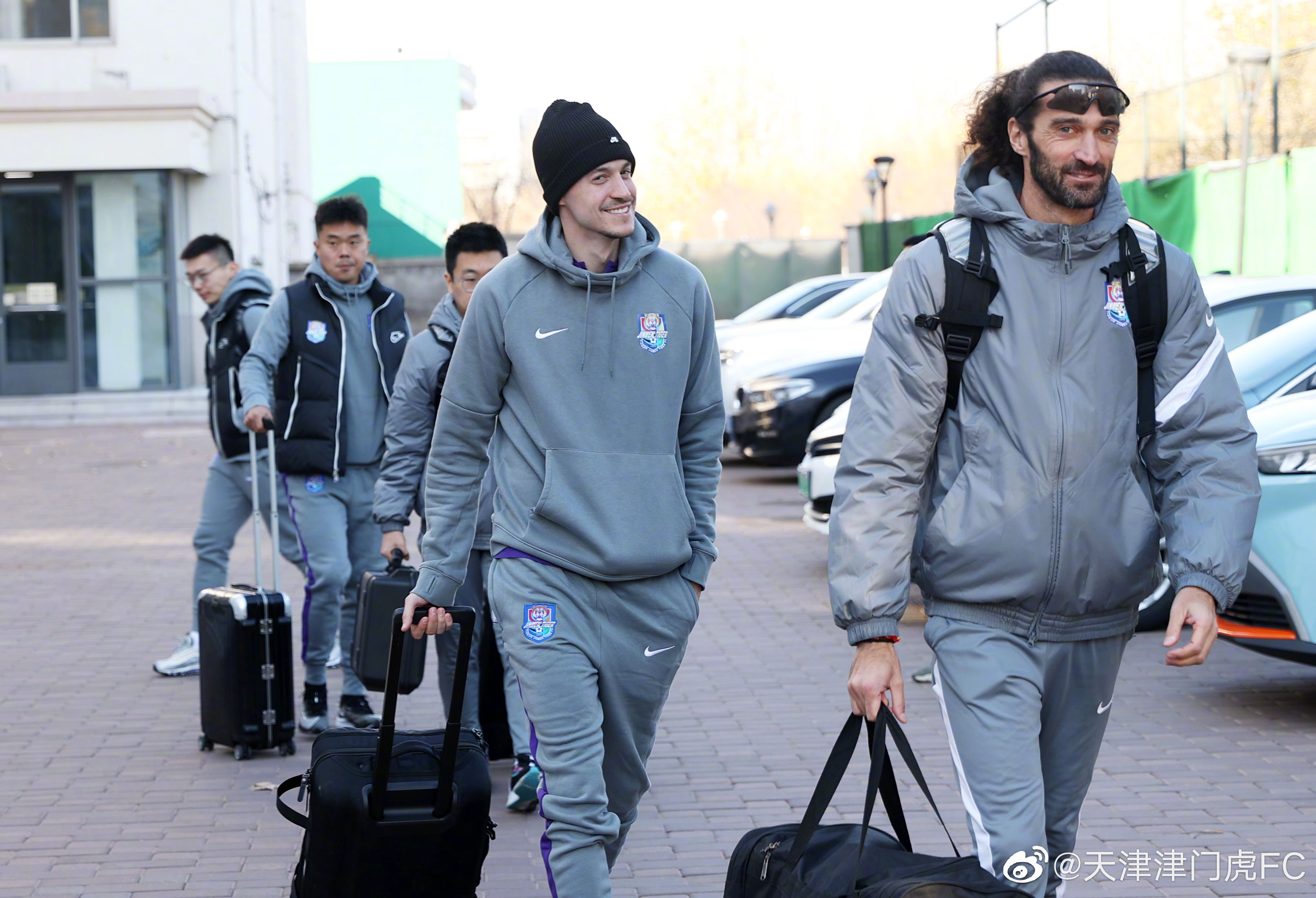 海港|津媒：津門虎已抵達(dá)上海，將與海港和申花進(jìn)行熱身