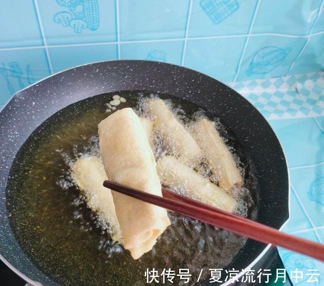 玉米油|豆皮肉卷，太香了，一大盘不够吃！