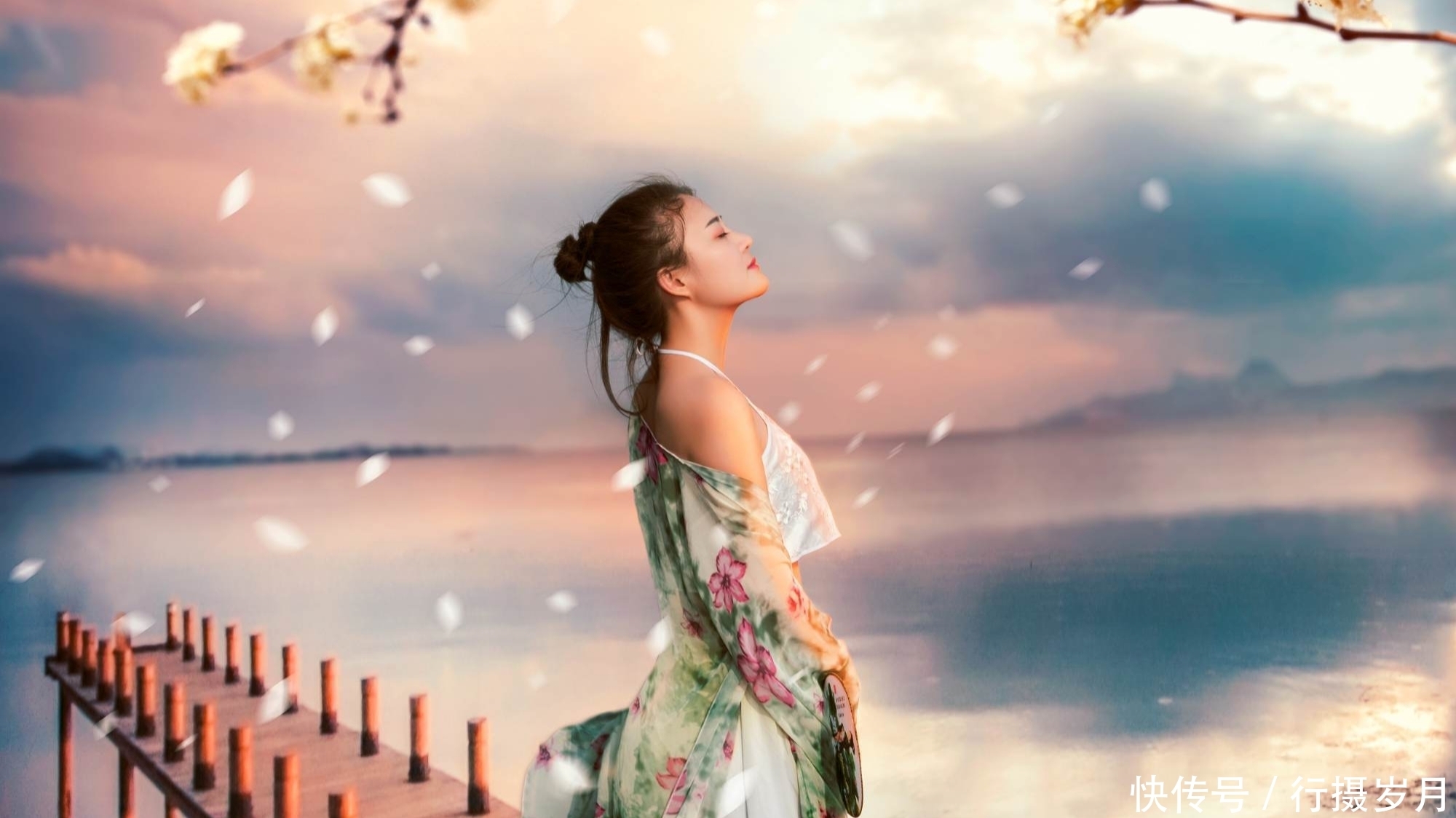 相约|眼前,又浮现了你,在明媚的春光下,更显得娇羞而妖娆