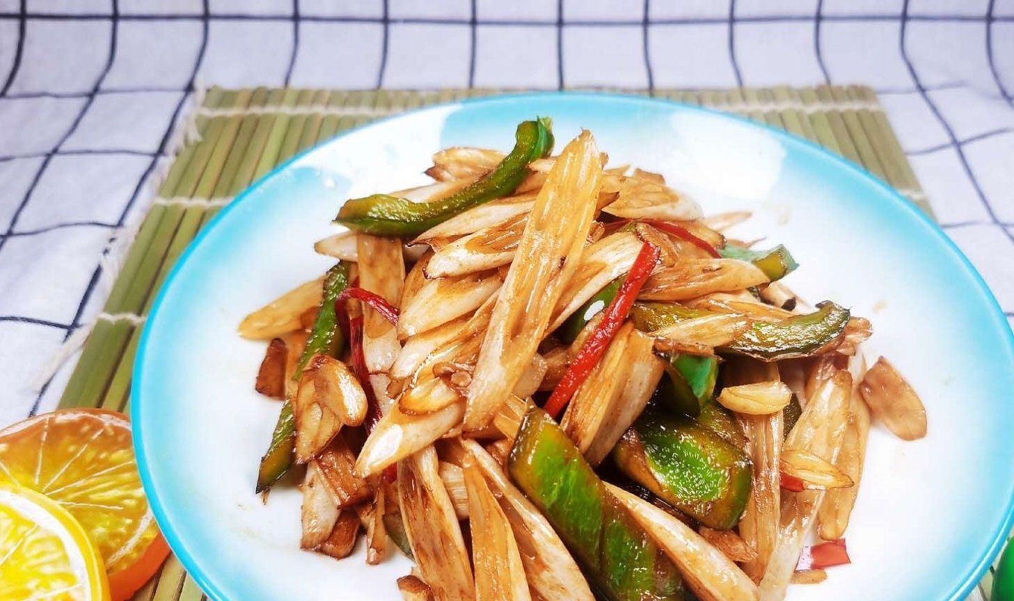 根状茎|它是“水中人参”，15元一斤，遇到不要错过，再不吃就要等明年