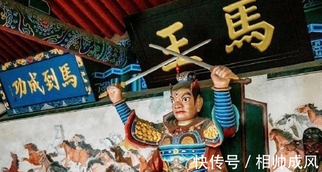 杨戬#俗话说“马王爷三只眼”,马王爷是何人?为什么有三只眼?