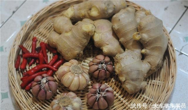 白酒最怕的“解药”是它,家家都有却没在意,酒前吃不易醉对肝好