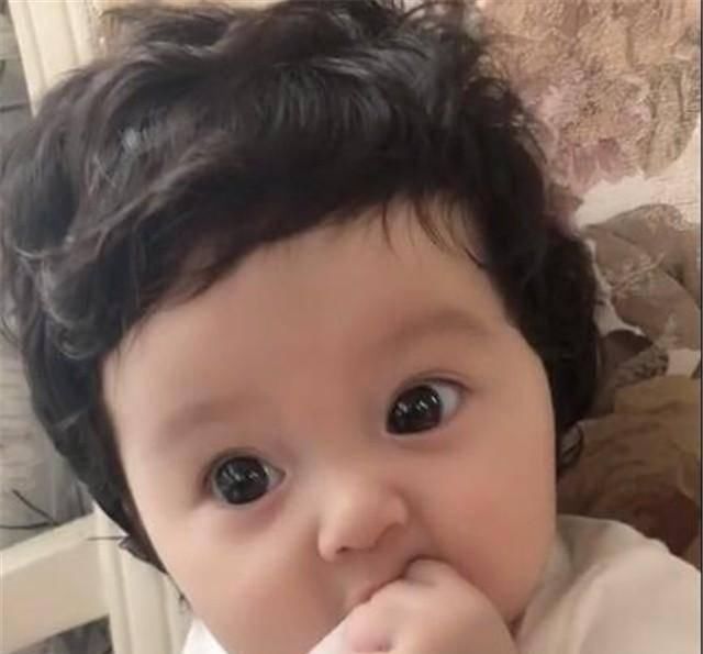 头发|想要宝宝头发乌黑,有双漂亮的大眼睛,孕妈孕期要多吃什么