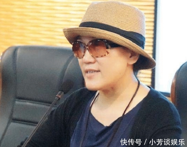 争议|“梨花教主”赵丽华,作诗引韩寒炮轰,大骂李敖引发争议