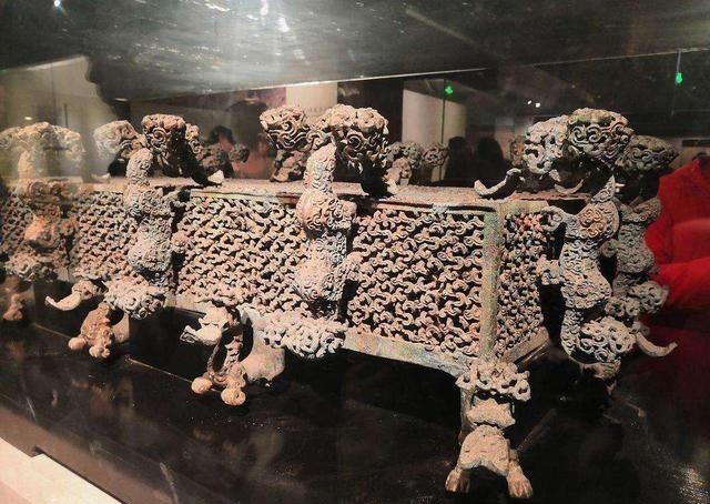 日夜不停|民国军阀党玉琨，派1000人日夜不停挖了8个月，只为得到这个宝贝