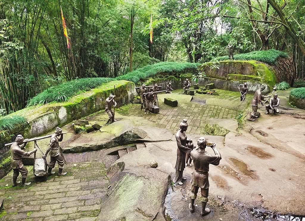 中国最火的城市也有冷门地方,游客很少知道,它曾拯救了半个世界