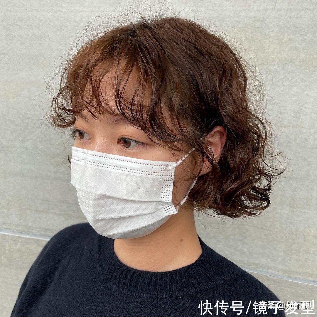 头顶|女发别乱剪，新人气发型4种送给你，你看美不美