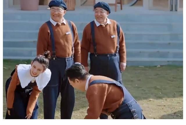 凭一人之力逗笑全场!沈腾cos拿破仑,黄渤笑得脸上褶子藏不住