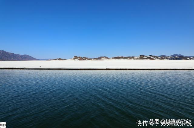 鸭绿江畔村子仅1户人家，雪山上放牛，冬天上山砍柴