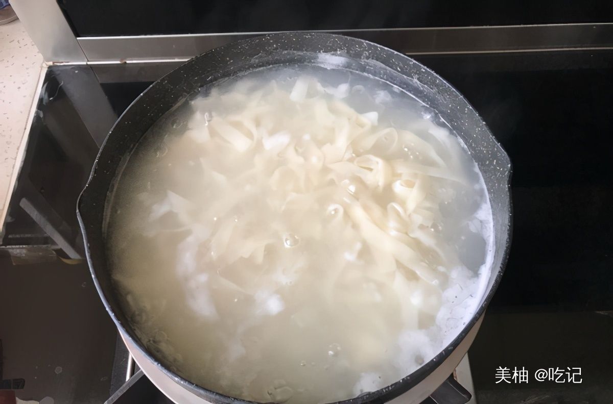  吃了20多年的面条，我却独爱它，香味浓郁，吃过精神满满一上午