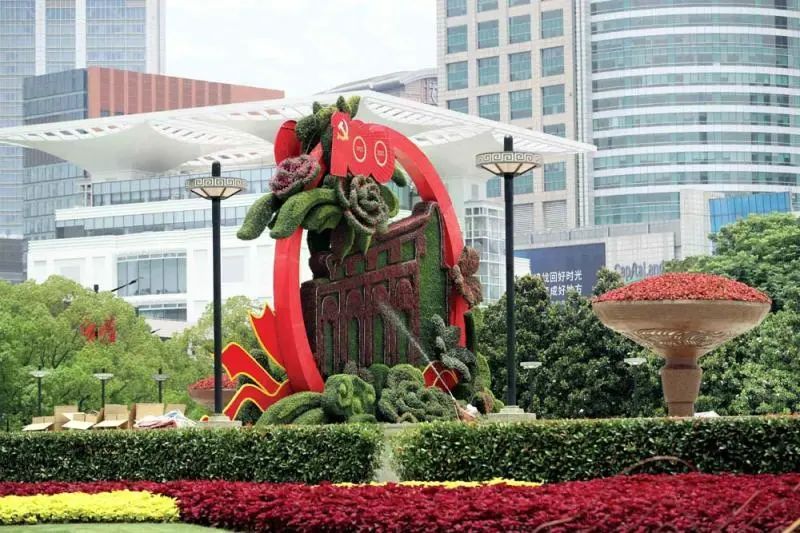 上海小囡 你的人民广场经典地标又美出新高度啦 夜景更是绝了 全网搜