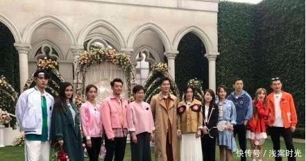 官方微博 《跑男》官方微博公开宣传片,队员位置发生变化,他终于上位了!