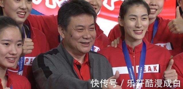 津苏之战|一个国手vs六个国手 江苏女排不是一个蔡斌能激活