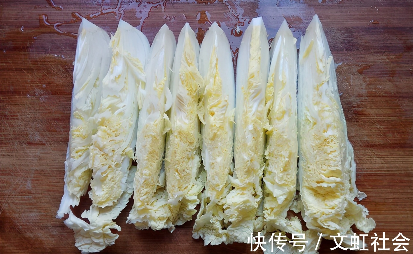 一道菜|在夏季受欢迎的一道菜,肉末粉丝蒸娃娃菜,少油少盐更健康