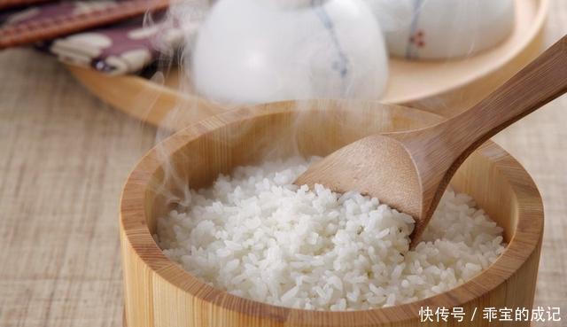 越来越|胃不健康的人需要养胃,3种饭要少吃,记住3句话,胃越来越好