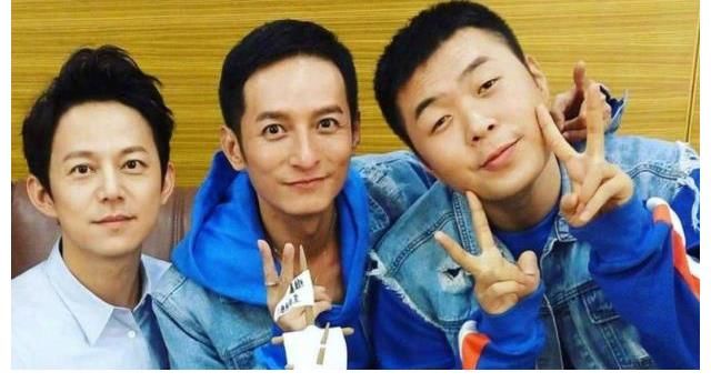 湖南臺(tái)|力挽口碑？湖南臺(tái)主持人到農(nóng)村錄節(jié)目，杜海濤在田地里吃飯不嫌臟