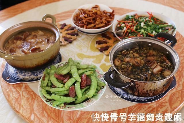 上班族妈妈给家人准备的晚餐,每天不重样,晒了圈,收到无数点赞