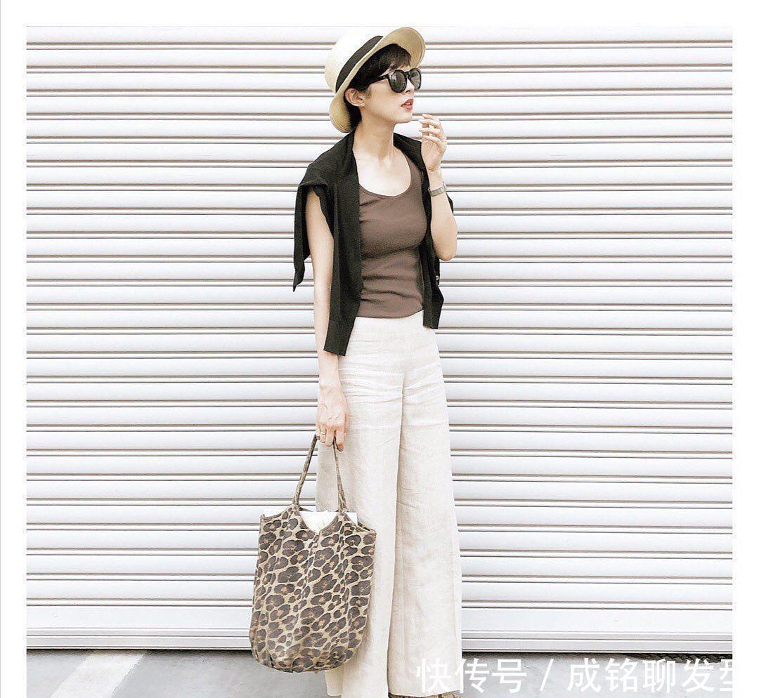 单品|“基础款”单品简单又百搭,夏季穿搭就靠“它”,时尚减龄又养眼