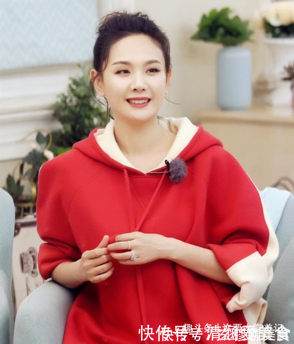 新发型 女人过了50岁,尽量避开这3种发型,尤其是第2种,显老又土气