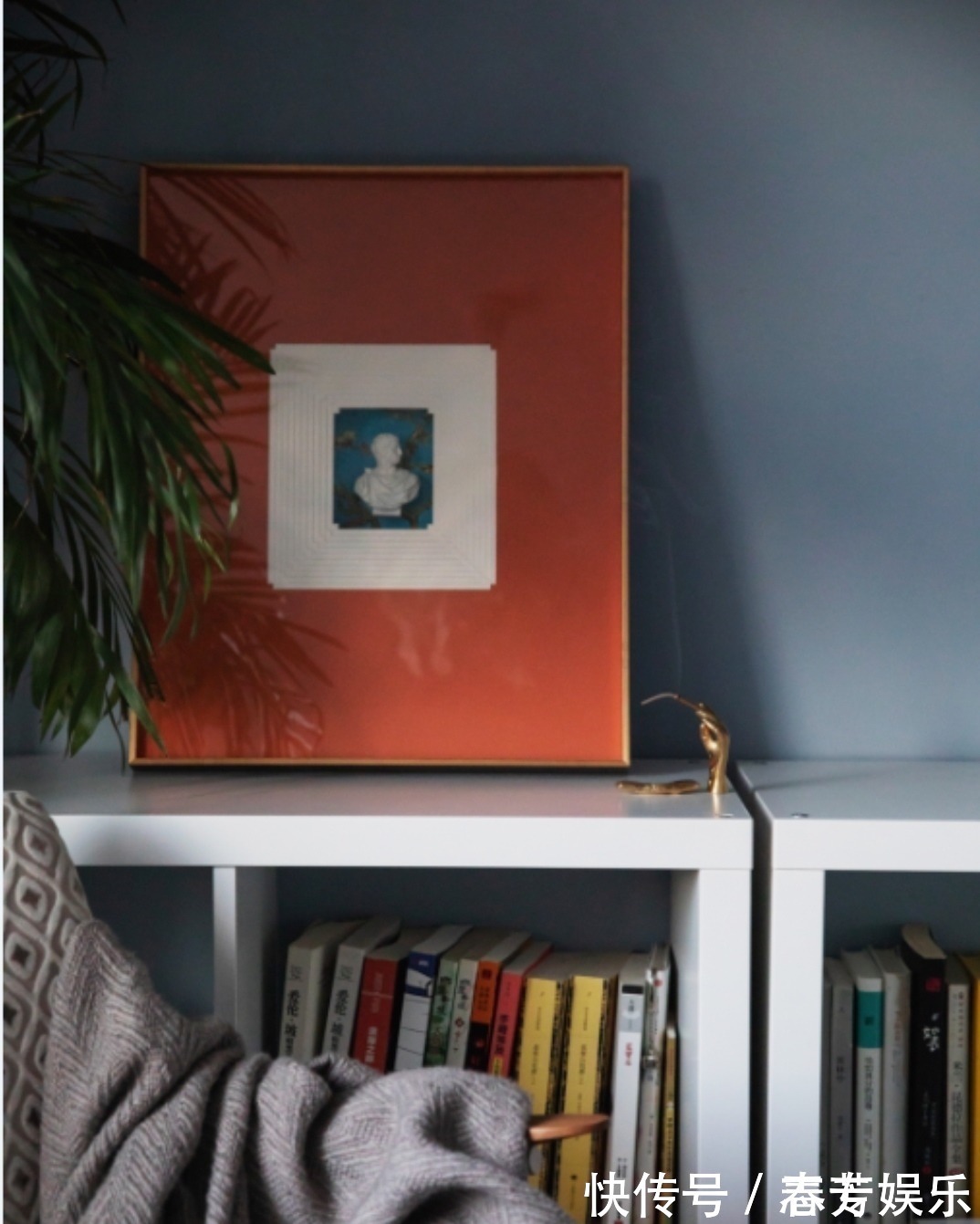 阳台上|独居女孩的精致生活:阳台装浴缸、卧室衣帽间,36平小家样样不少