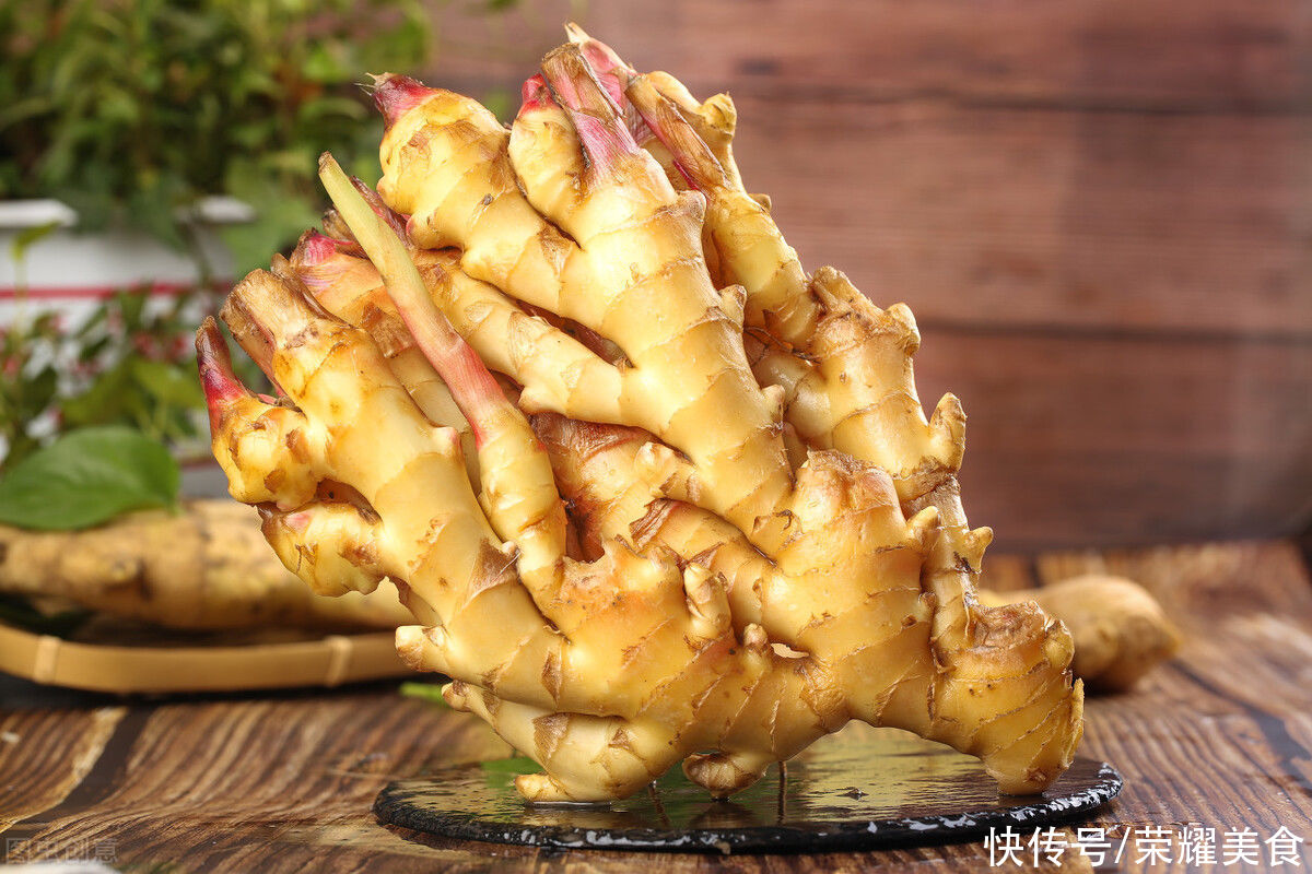 姜棗茶|夏天要懂得吃姜，這一杯姜棗茶真的不能錯(cuò)過(guò)，可以一直喝到秋天前