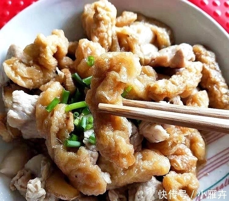 常吃|天然“黄体酮”被找到，女人常吃，养颜抗衰，40岁仍是少女脸