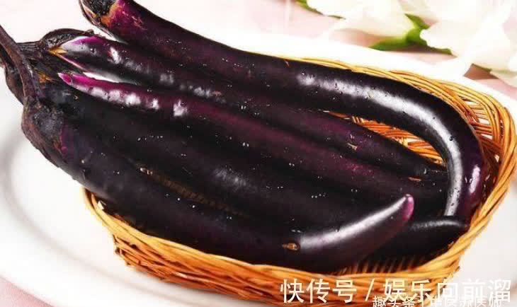 蒜蓉蒸茄子|立秋后,以下食物多吃点,排毒护肝,保护血管,肌肤年轻细腻