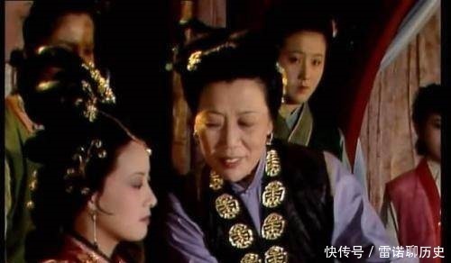 麝月$红楼梦里晴雯的结局很凄惨,真正原因在这里,你肯定想不到