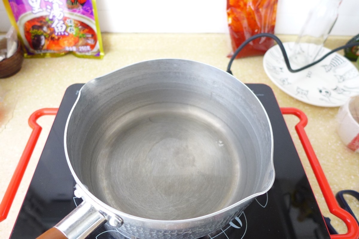 一碗热气腾腾的番茄牛肉面，简单好吃，连汤都不剩