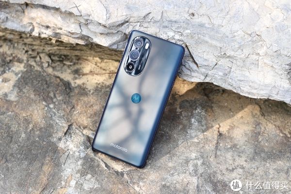 x30|全球首发新一代骁龙8处理器，moto edge X30用旗舰硬件书写旗舰